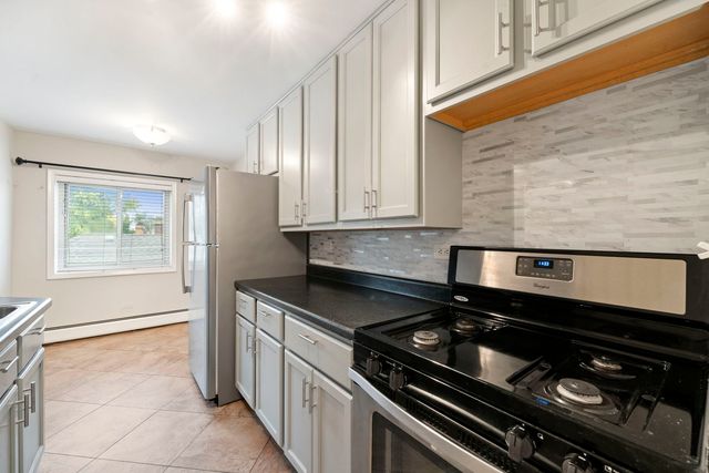 7733 W Belmont Avenue 306, Elmwood Park, IL 60707