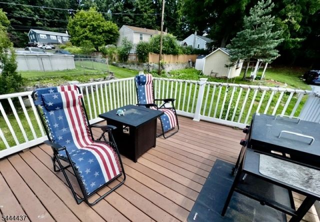 106 Starlight Rd, West Milford Twp., NJ 07480
