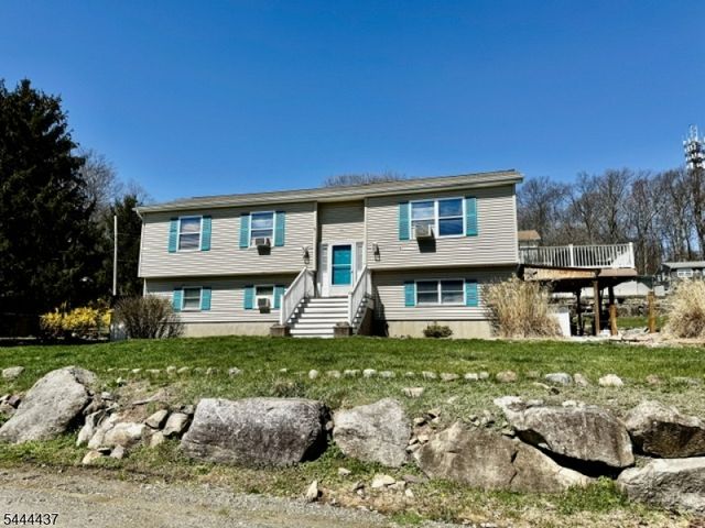 106 Starlight Rd, West Milford Twp., NJ 07480