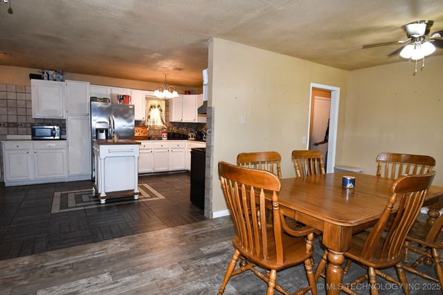 100220 Highway 100, Gore, OK 74435