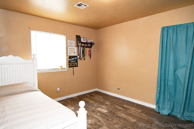 100220 Highway 100, Gore, OK 74435