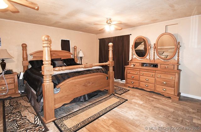 100220 Highway 100, Gore, OK 74435