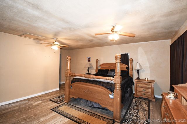 100220 Highway 100, Gore, OK 74435