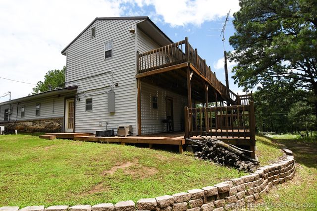 100220 Highway 100, Gore, OK 74435