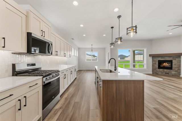 2005 W Ibis Dr, Nampa, ID 83686