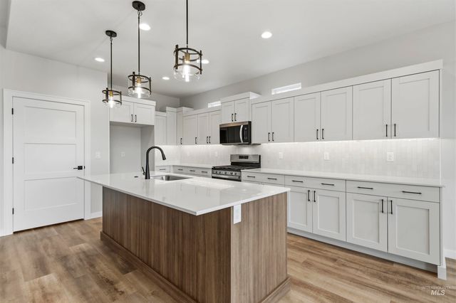 2005 W Ibis Dr, Nampa, ID 83686