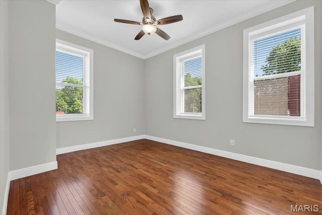 125 W Steins Street, St Louis, MO 63111