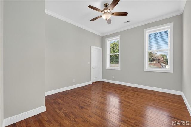 125 W Steins Street, St Louis, MO 63111