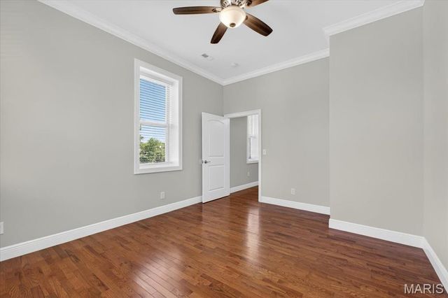 125 W Steins Street, St Louis, MO 63111