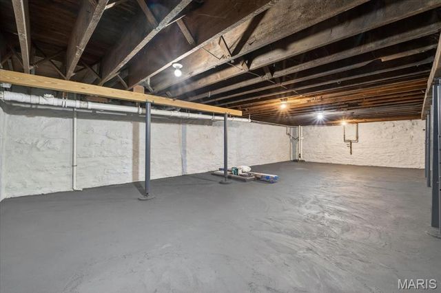 125 W Steins Street, St Louis, MO 63111