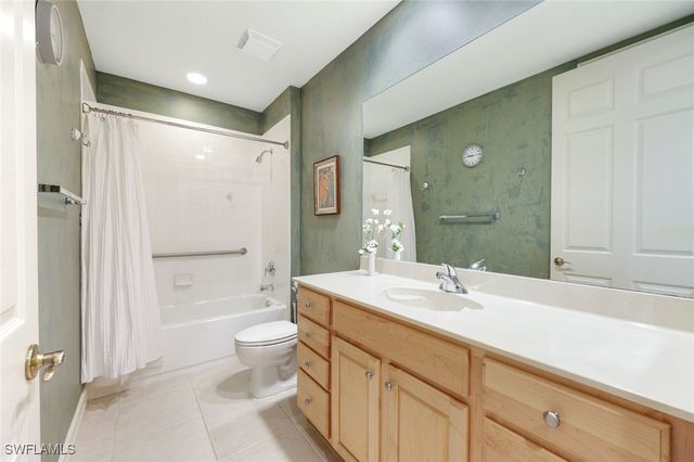 6009 Trophy DR 802, Naples, FL 34110