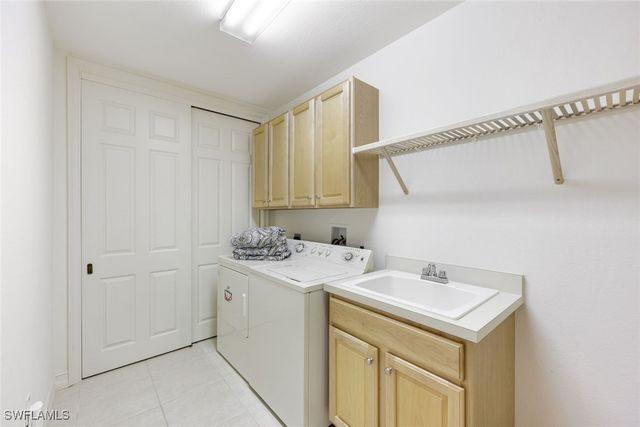 6009 Trophy DR 802, Naples, FL 34110