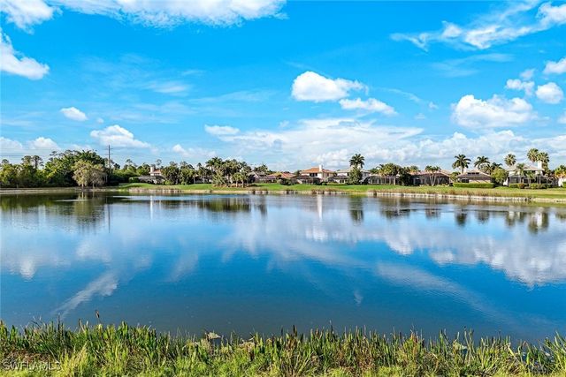 6009 Trophy DR 802, Naples, FL 34110