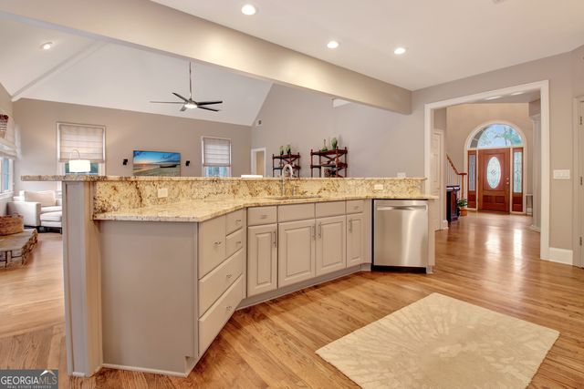 1600 Pembrook Court, Peachtree City, GA 30269