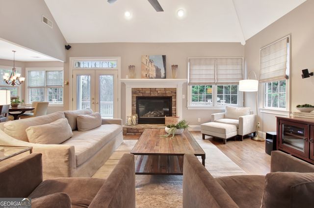 1600 Pembrook Court, Peachtree City, GA 30269