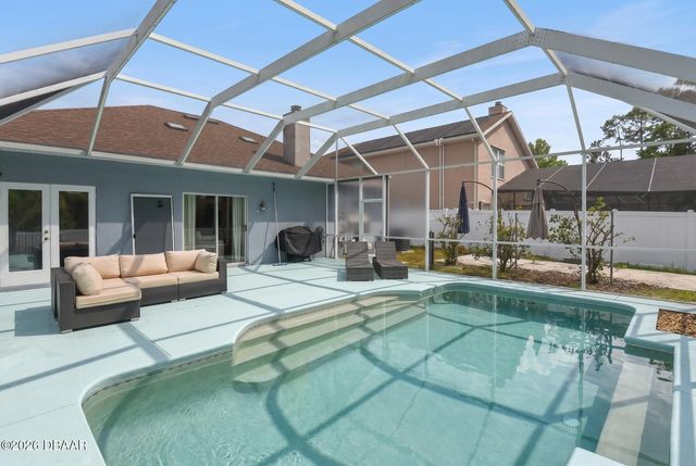 5424 Frederick Lake Drive, Port Orange, FL 32128