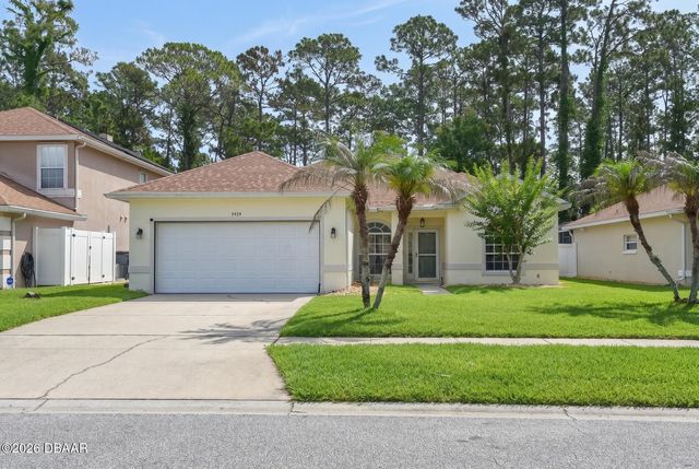 5424 Frederick Lake Drive, Port Orange, FL 32128