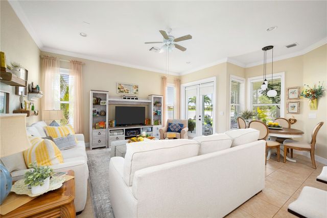 5200 Topaz Lane SW, Vero Beach, FL 32968