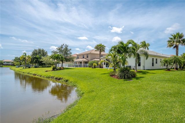 5200 Topaz Lane SW, Vero Beach, FL 32968