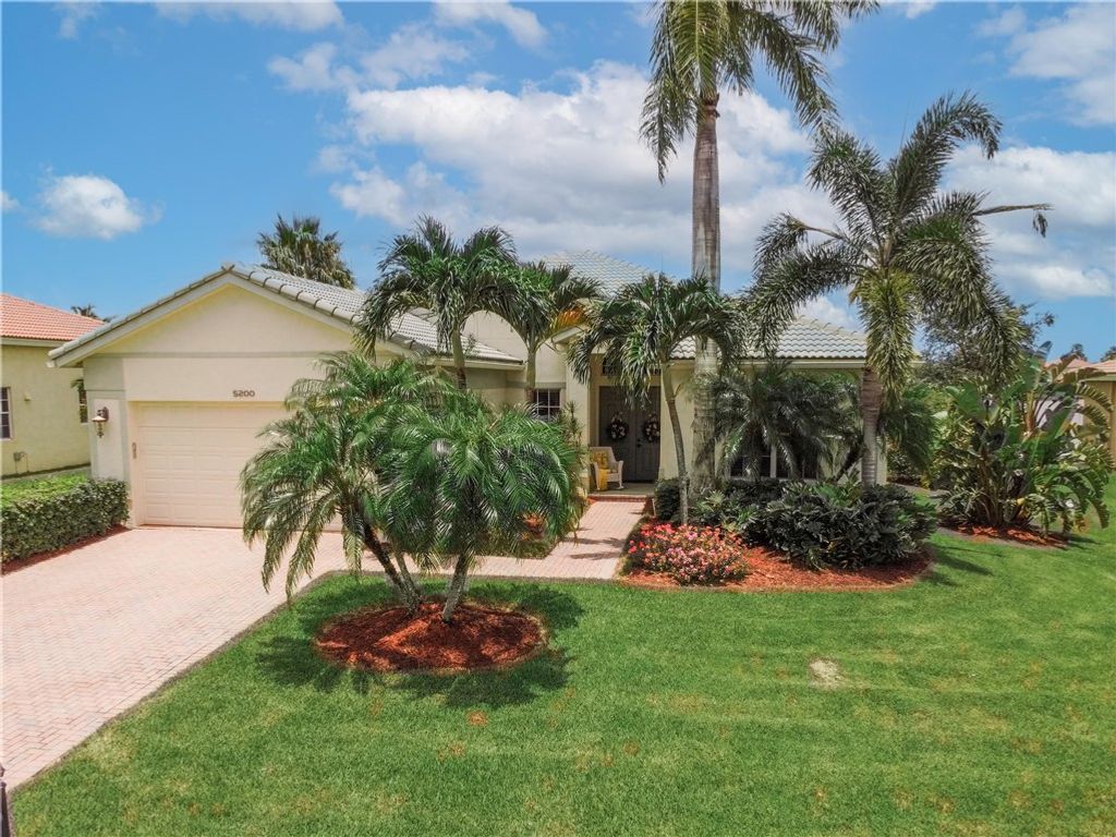 5200 Topaz Lane SW, Vero Beach, FL 32968