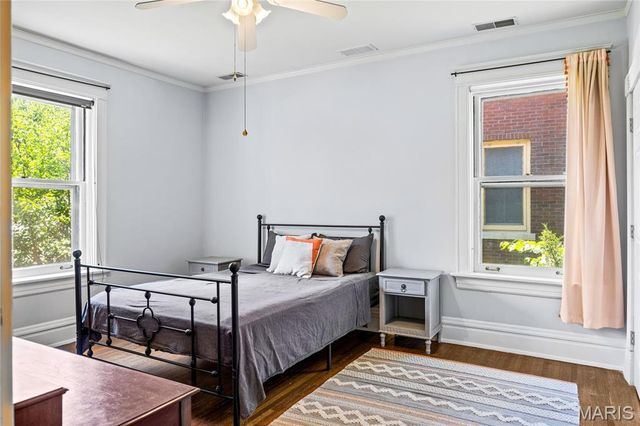 6364 Washington Avenue, University City, MO 63130