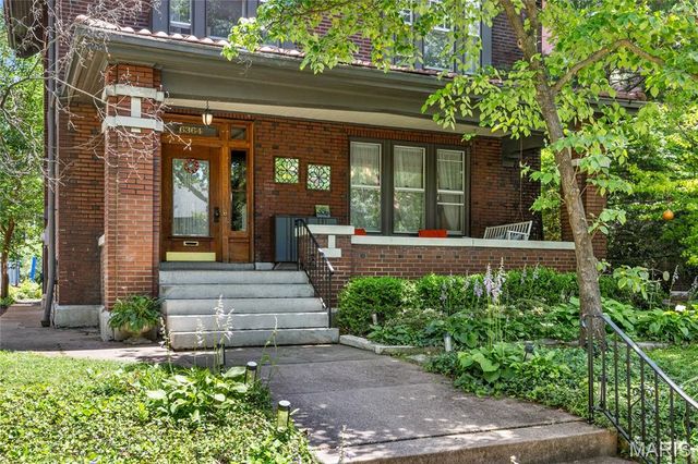 6364 Washington Avenue, University City, MO 63130