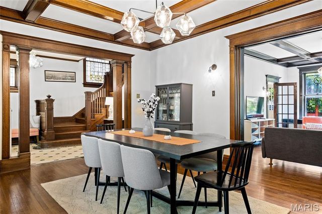 6364 Washington Avenue, University City, MO 63130