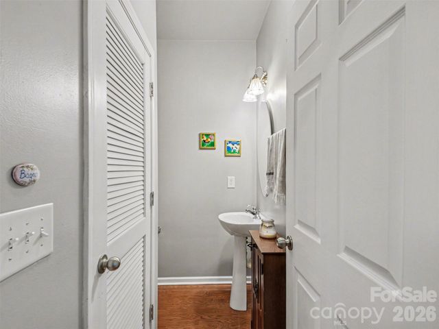 9639 Turning Wheel Drive, Charlotte, NC 28214