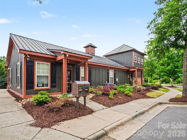 9639 Turning Wheel Drive, Charlotte, NC 28214