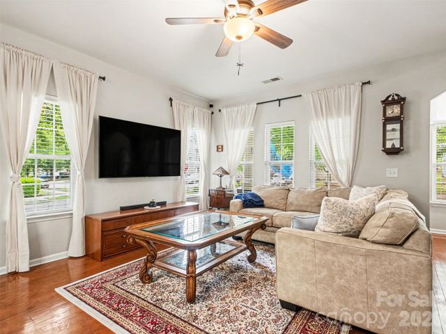 9639 Turning Wheel Drive, Charlotte, NC 28214