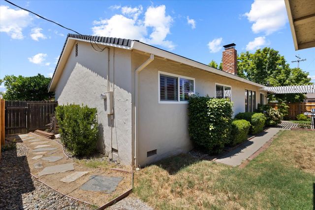 1307 Stafford Way, Yuba City, CA 95991
