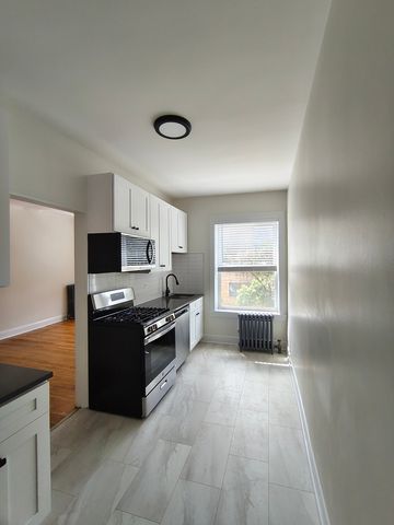 1640 W Albion Avenue 2, Chicago, IL 60626