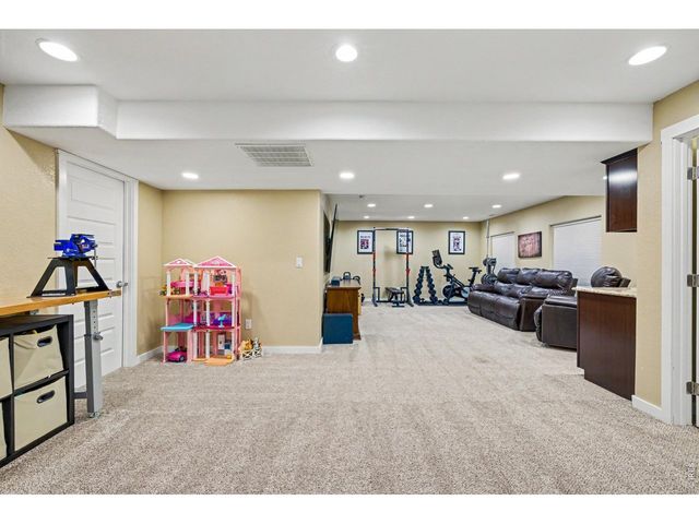 3101 Zodiac Pl, Loveland, CO 80537