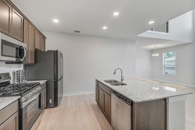 2734 Pheasant Hill Court, Conroe, TX 77306