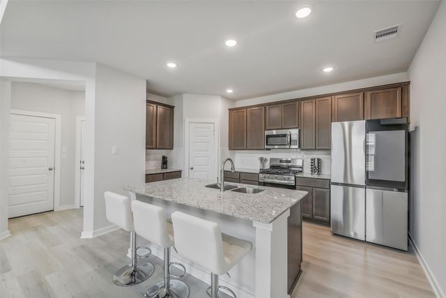 2734 Pheasant Hill Court, Conroe, TX 77306