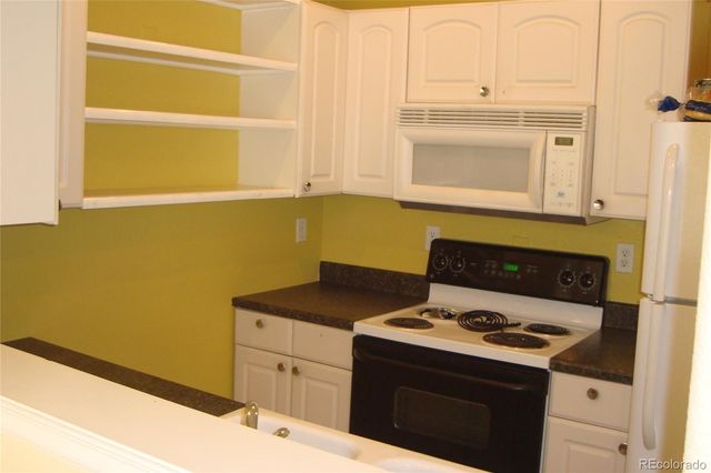 11880 W Independence Avenue 11880, Lakewood, CO 80004