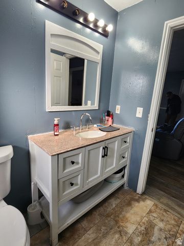3759 W ETTENMORE CIR, Taylorsville, UT 84129