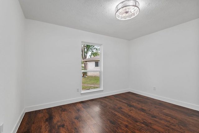 6126 Knotty Post Lane, Spring, TX 77373