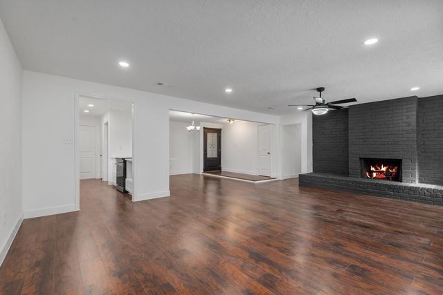 6126 Knotty Post Lane, Spring, TX 77373