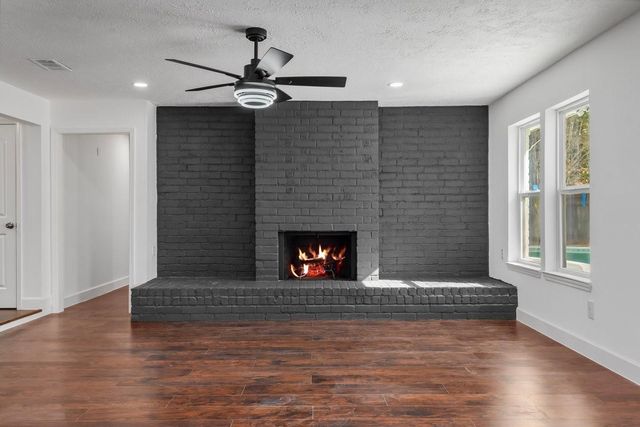 6126 Knotty Post Lane, Spring, TX 77373