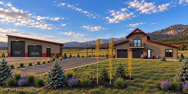 115 SPIKE LOOP #2, Etna, WY 83118 property photo