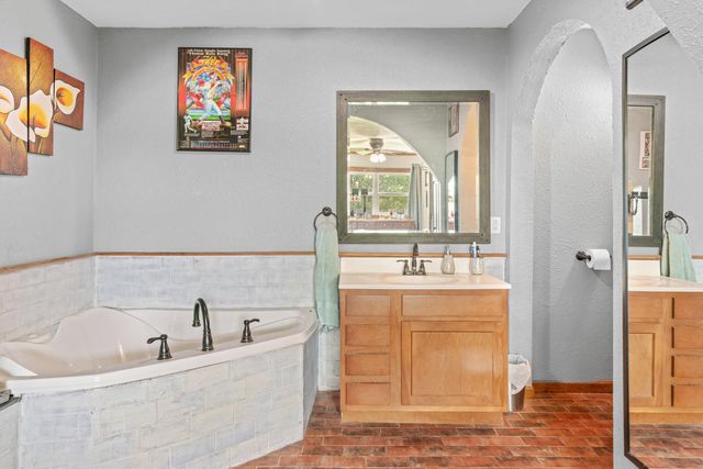 1498 Highway F, Mansfield, MO 65704