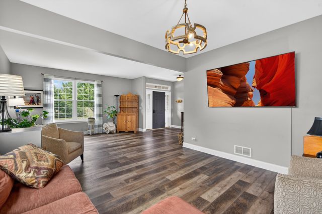 1124 Ashlyn Lane, Antioch, IL 60002