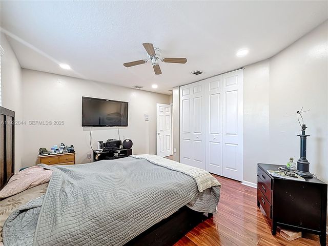 16918 SW 16th St, Pembroke Pines, FL 33027