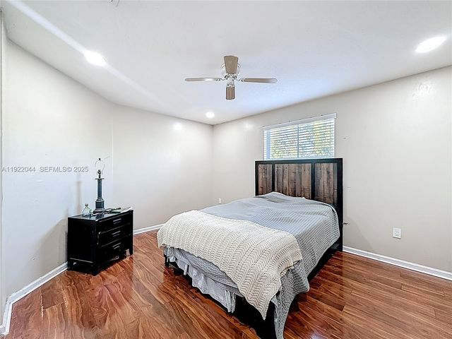 16918 SW 16th St, Pembroke Pines, FL 33027