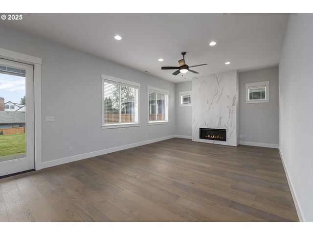 15217 Se TOWERS Ter, Milwaukie, OR 97267