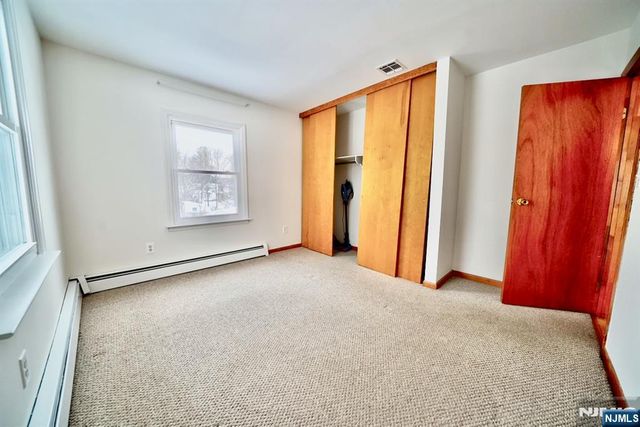 2 Lambert Street, Pompton Lakes, NJ 07442