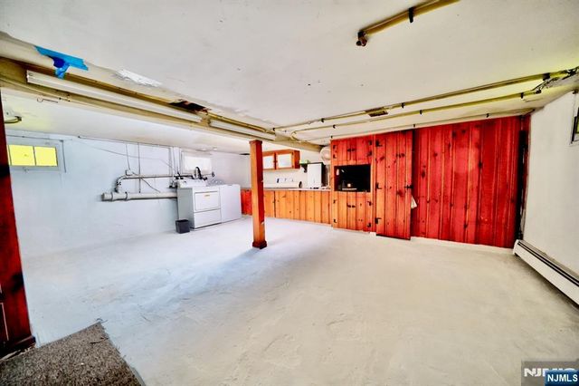 2 Lambert Street, Pompton Lakes, NJ 07442