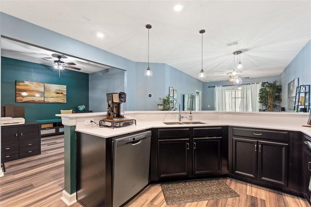 1064 QUAKER RIDGE LN, Davenport, FL 33896