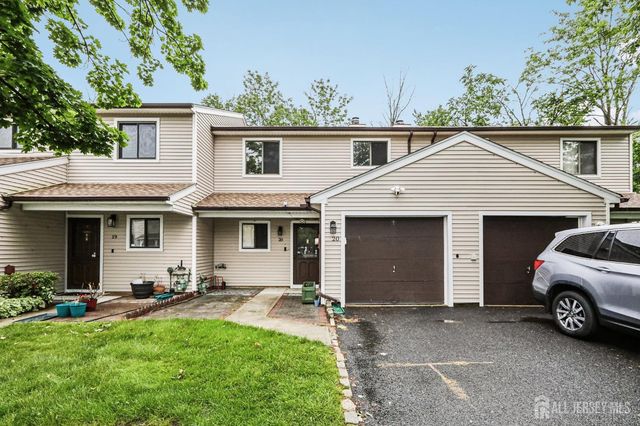 20 Palm Court, Edison, NJ 08820